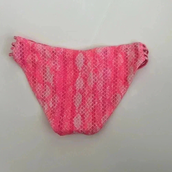 Isabella Rose Maui Fit Bikini Bottom NEW - Picture 2 of 5